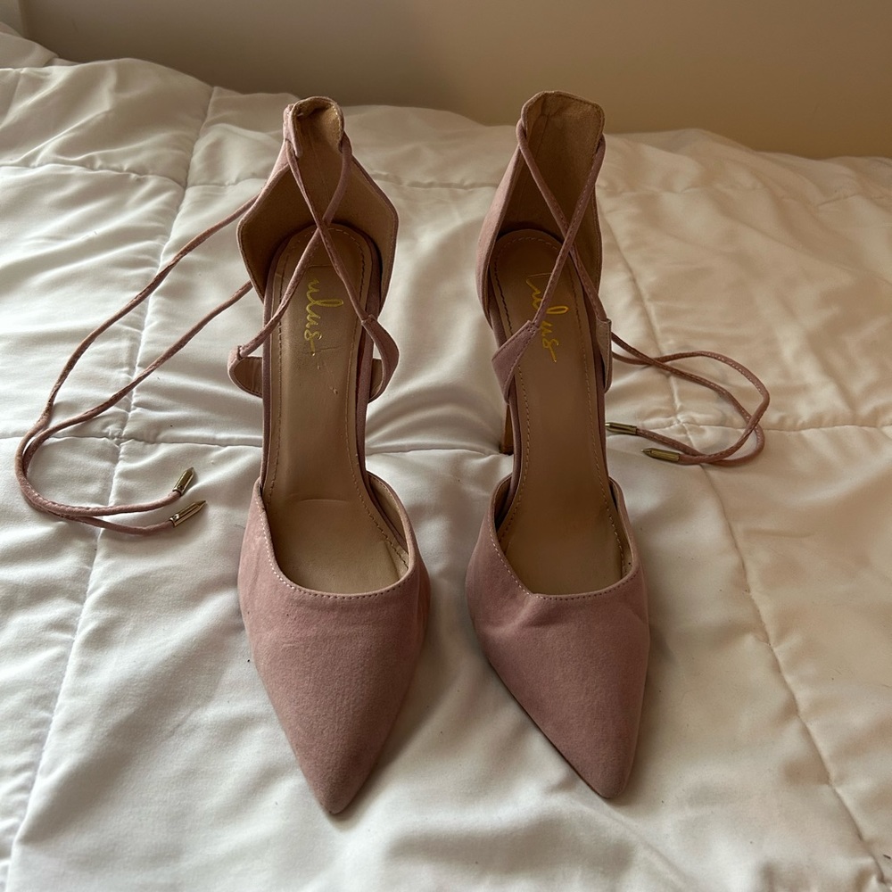 Women’s suede lace up pink heels